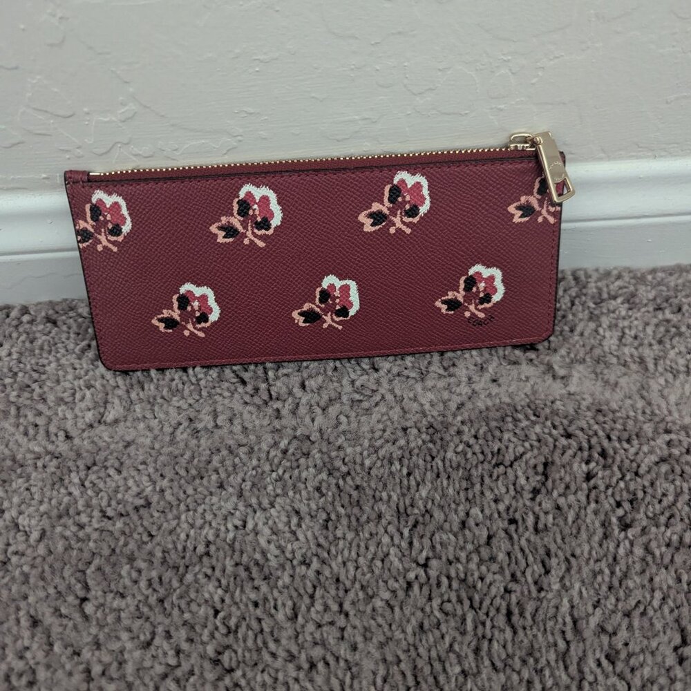 Coach Slim Zip Pouch in Red and White Roses Floral - Picture 2 of 6